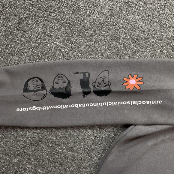 ANTI SOCIAL SOCIAL CLUB ASSC Crewneck in gray - Picture 5 of 6